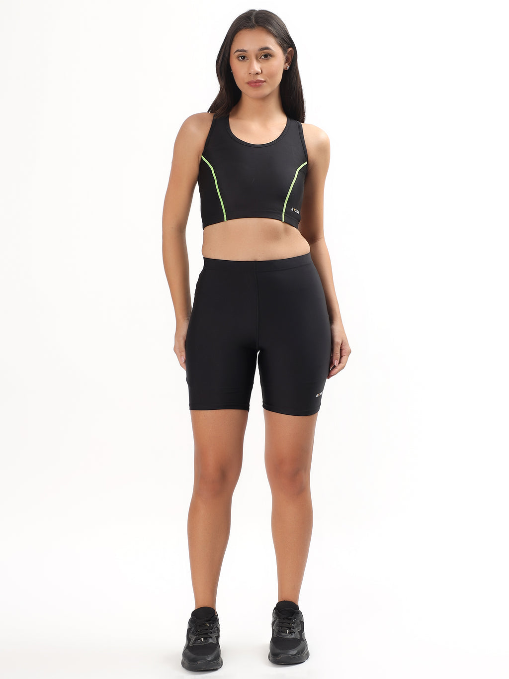 BYXOR Women's Sports Bra Blue – Full body with cycling shorts