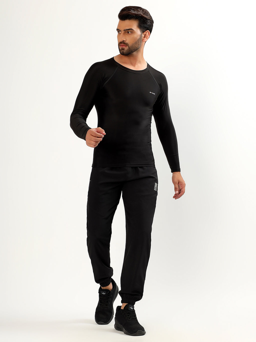 Men's Full Sleeve Compression T-Shirt – Action pose